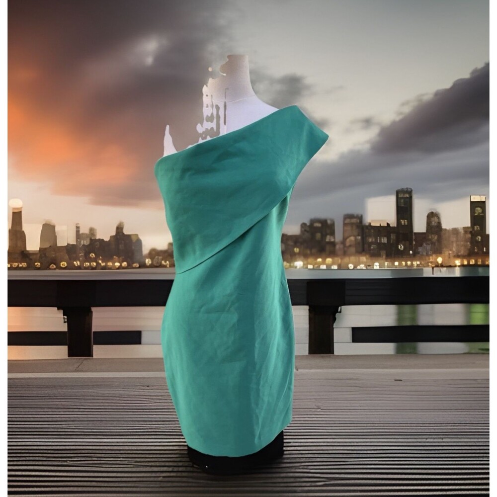 Likely Womens Sz 8 Side Zip One Shoulder Driggs Green Sheath Strapless Dress
